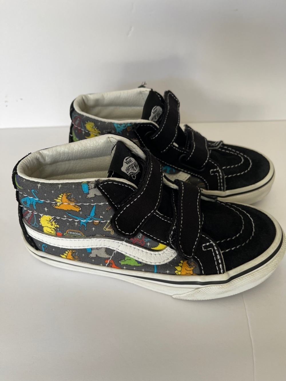 Vans high top dinosaur print sneakers 13 - Picture 2 of 7